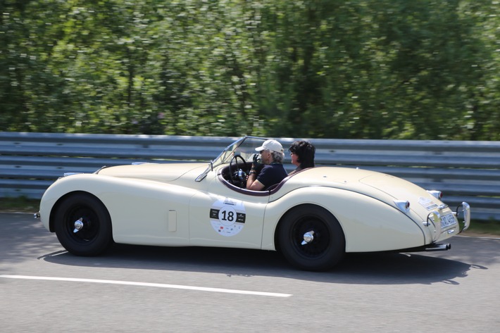 2. „Classic Trophy“ führt von Hamburg an den Ostseestrand / „Exklusivität trifft Leidenschaft“: Rund 80 automobile Klassiker am 19./20. Juni wieder im Norden unterwegs