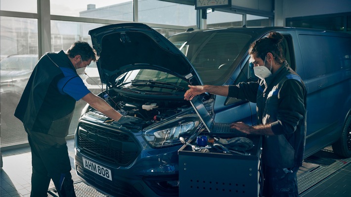 Neue Funktion „Ford Telematics Essentials“ erweitert vernetztes FORDLiive-Managementsystem für Flottenkunden